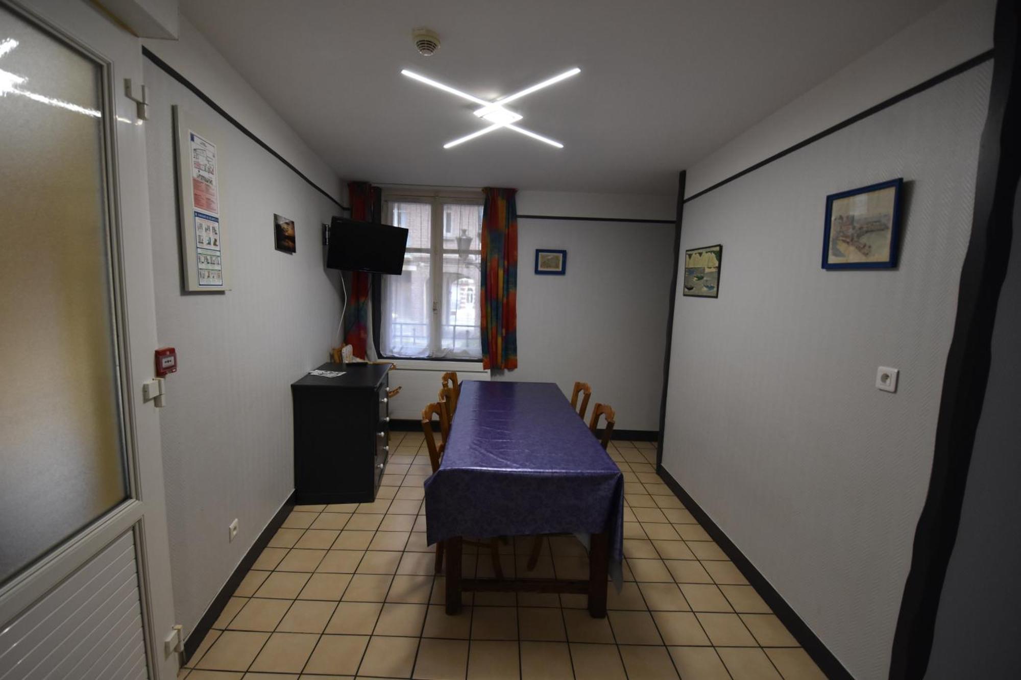 Ets Levillain - Hotel Les Caletes 勒特雷波尔 外观 照片